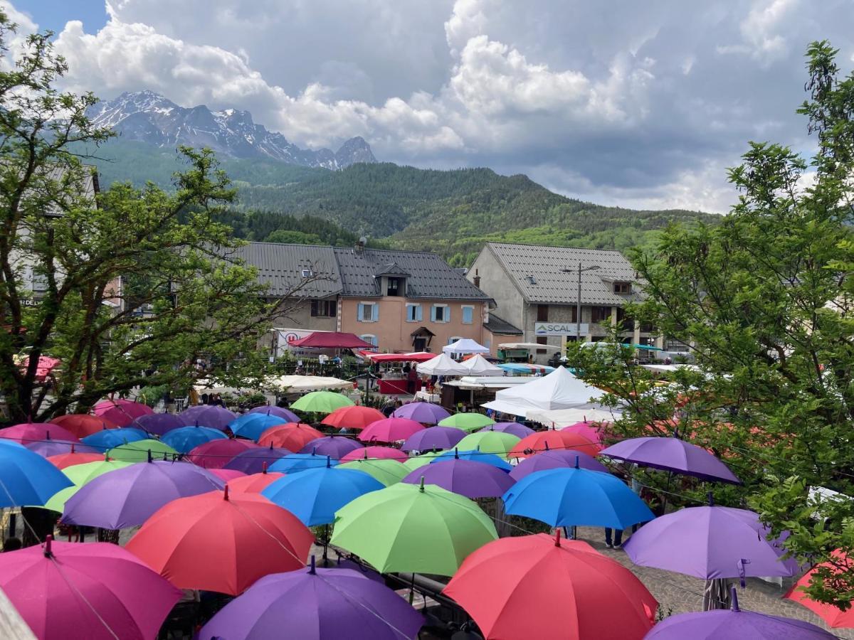 Le Gaudissart 2 Apartman Barcelonnette Kültér fotó